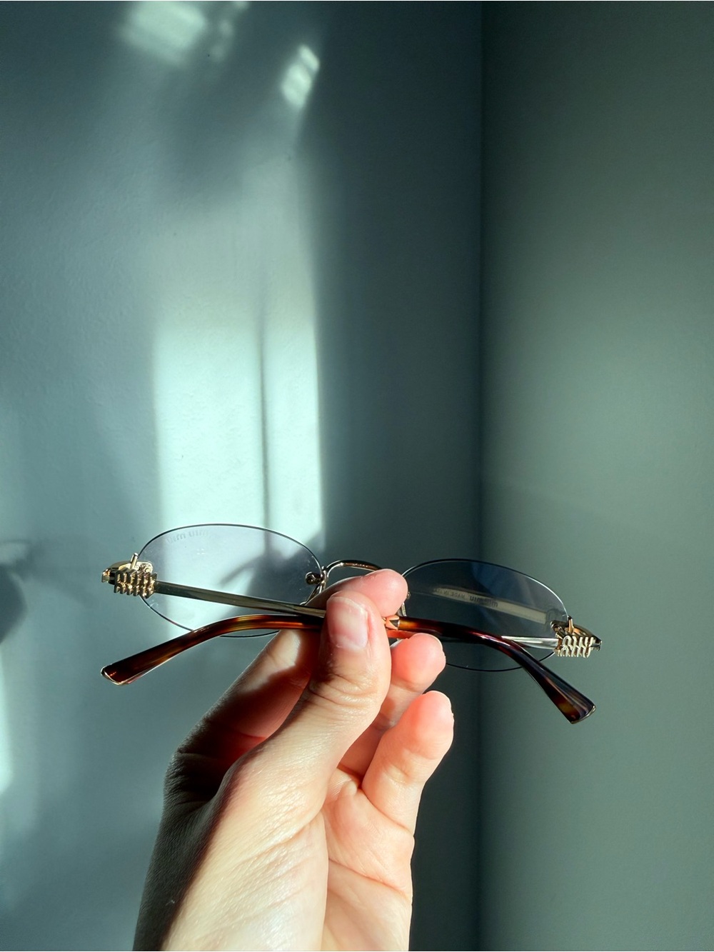 Miu Miu Sunglasses - Picture 5 of 6